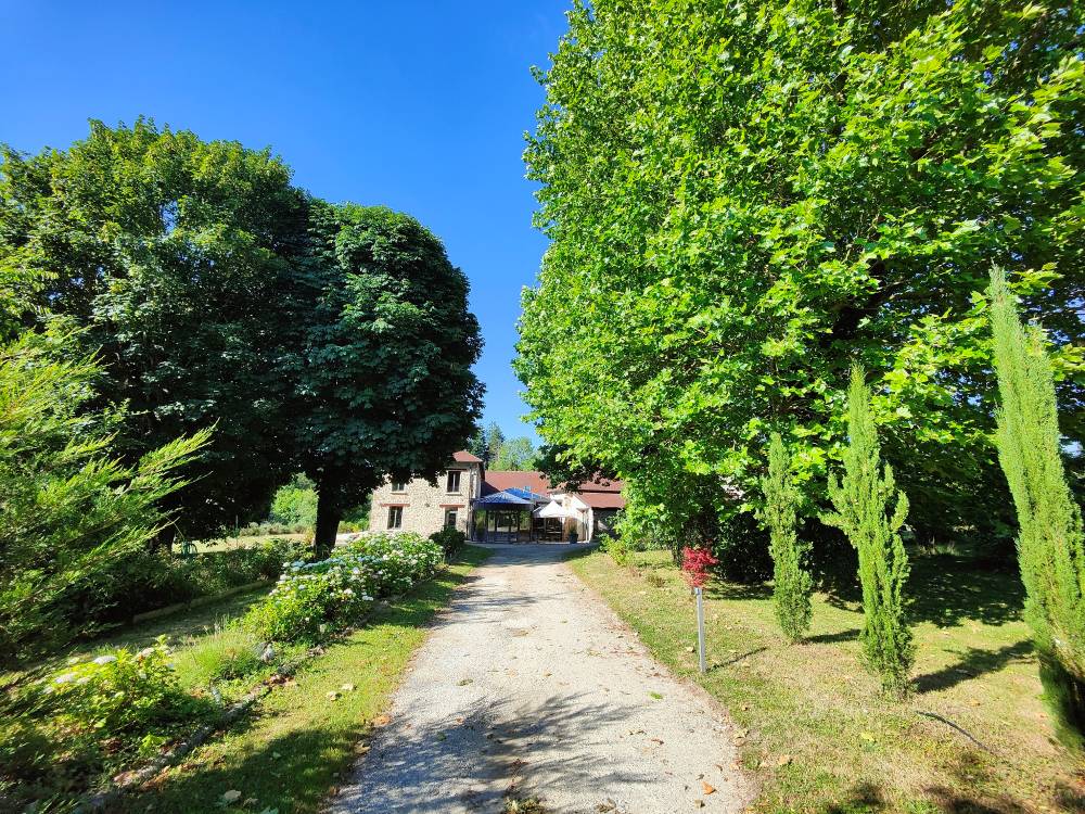 Entrée du Centre HE à Senlisse