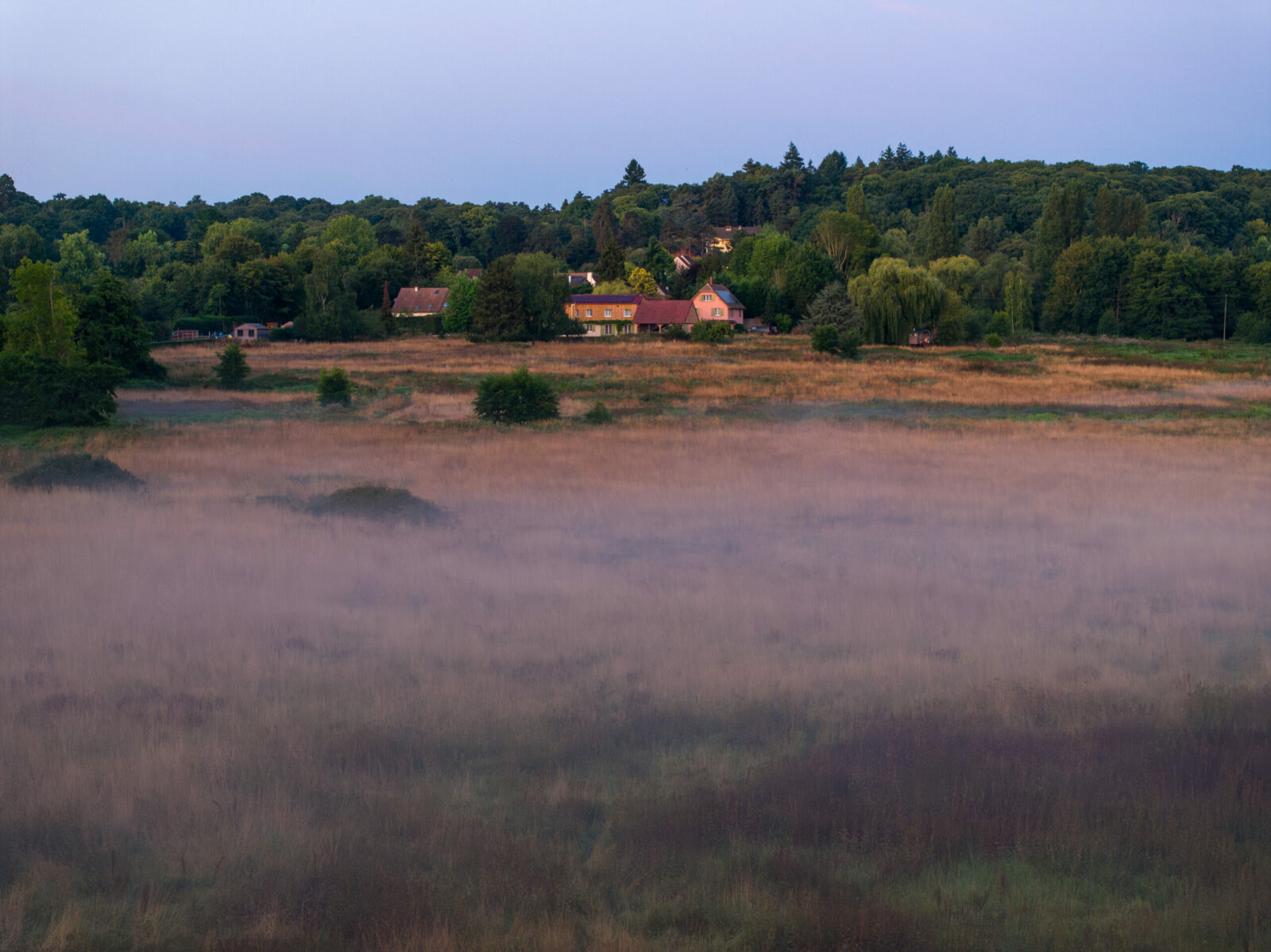 Vallée de la Millière Les Mesnuls Yann Arthus-Bertrand LVMH, Dior, séminaires, réserve naturelle, Vallée de Chevreuse, nature, hébergement