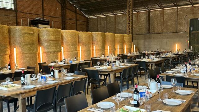 Dîner insolite dans une grande de foin - Hectar, Vallée de Chevreuse Yvelines Essonne