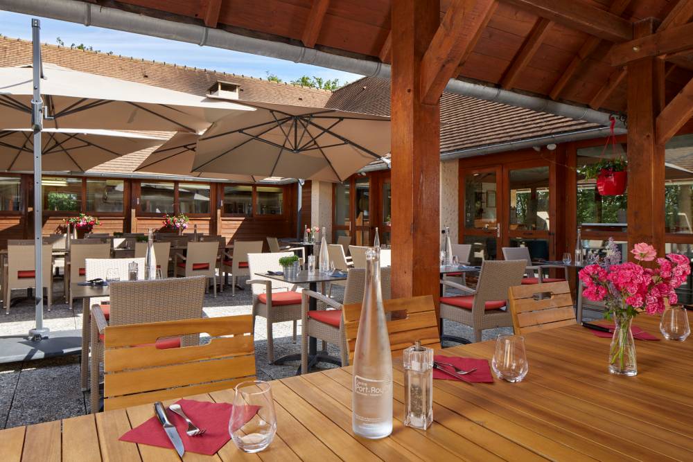Terrasse extérieure centre port royal