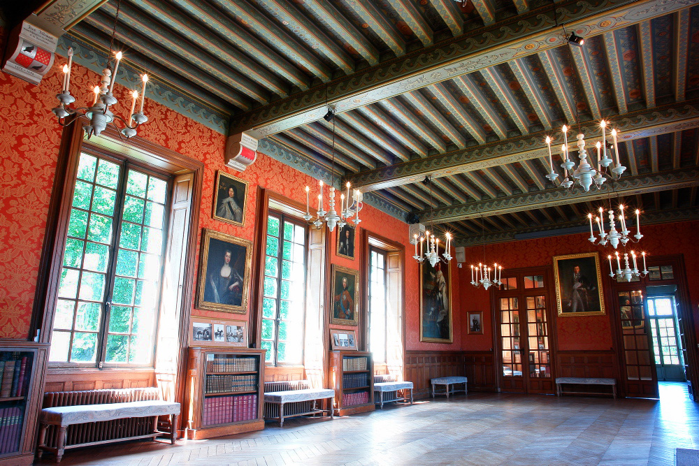 Château de Breteuil Grande Galerie