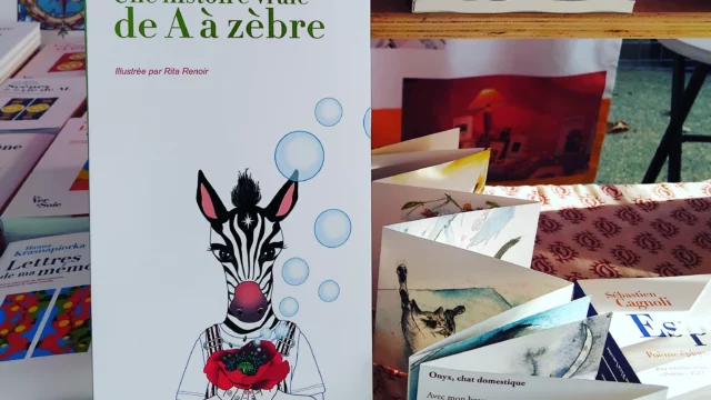 Livre édition Le Ver à Soie