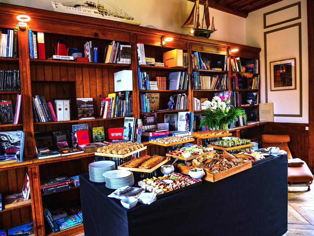 intérieur buffet Château de Vaugrigneuse