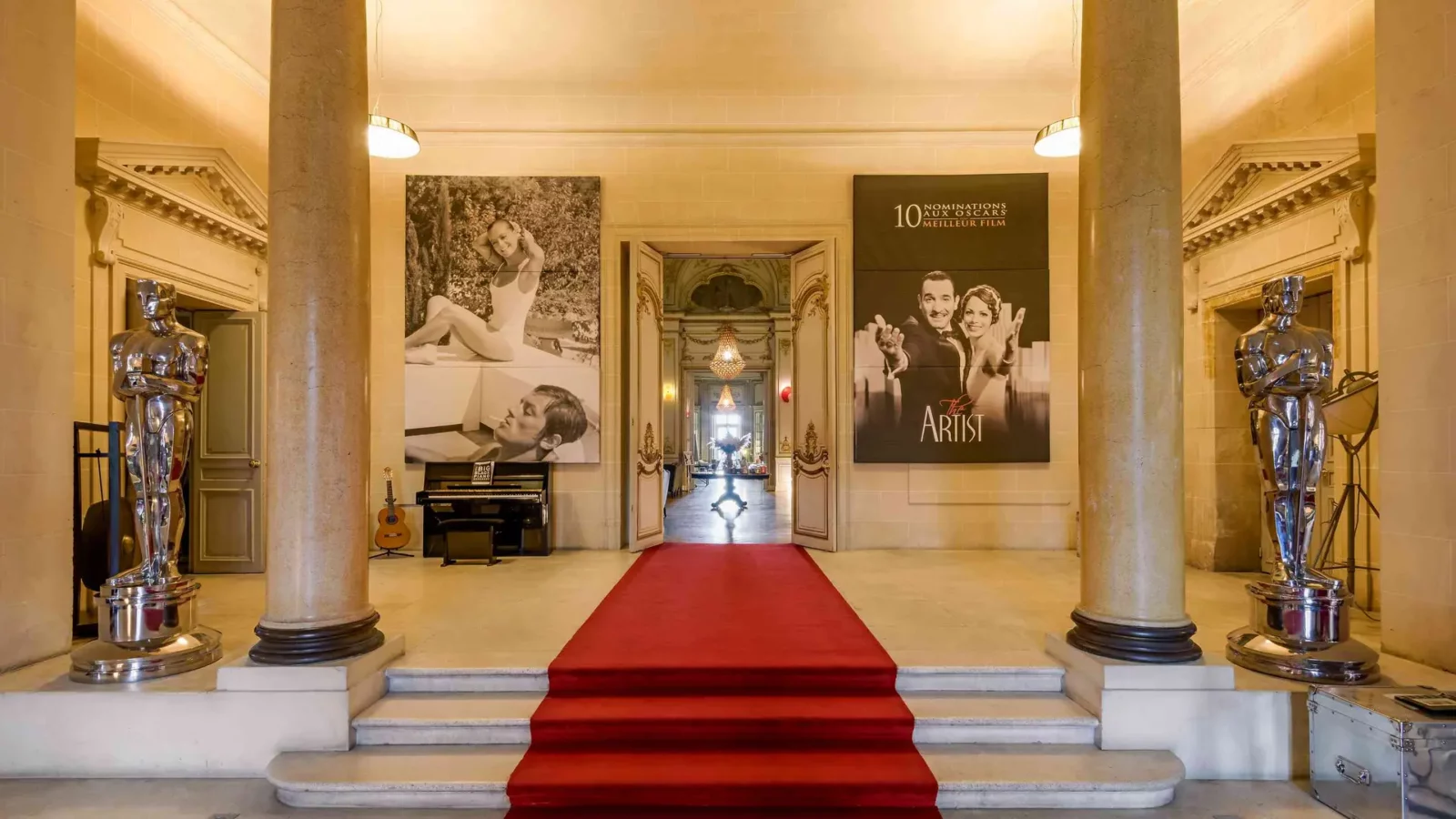 Hall cinéma château de Rochefort