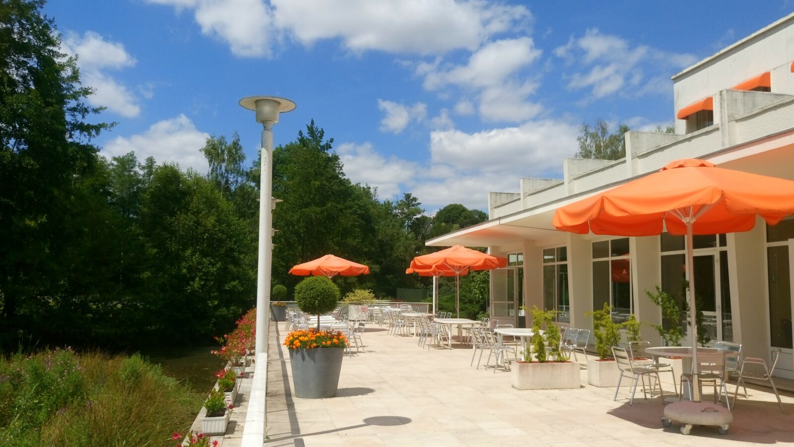 Terrasse Domaine Saint Paul Hôtel restaurant centre de séminaires