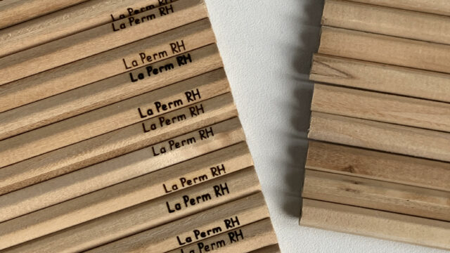 crayons merci mamie merci personnalisation objet bois gravure laser